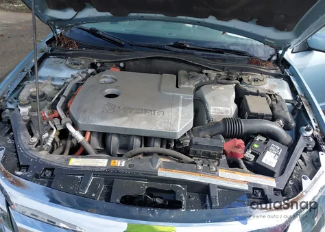 2010 Ford Fusion Hybrid from USA, damaged, VIN 3FADP0L31AR287178